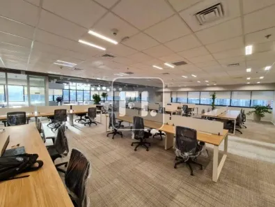 Sala Comercial para alugar, 633m² no Vila Olímpia, São Paulo