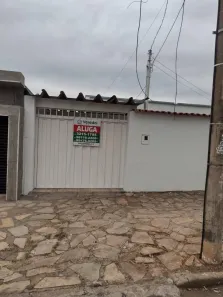 Casa com 3 Quartos para alugar, 159m² no Feliz, Goiânia