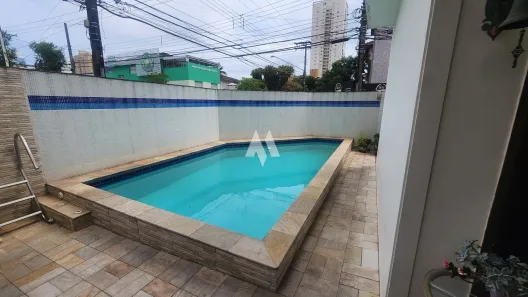 Casa com 5 Quartos à venda, 500m² no Embaré, Santos