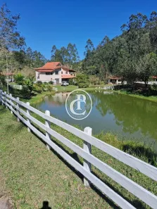 Fazenda/Sítio com 4 Quartos à venda, 13000m² no Área Rural de Paraibuna, Paraibuna