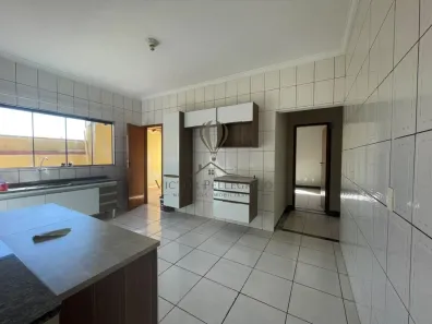 Casa com 3 Quartos para alugar, 160m² no Portal dos Pássaros I, Boituva