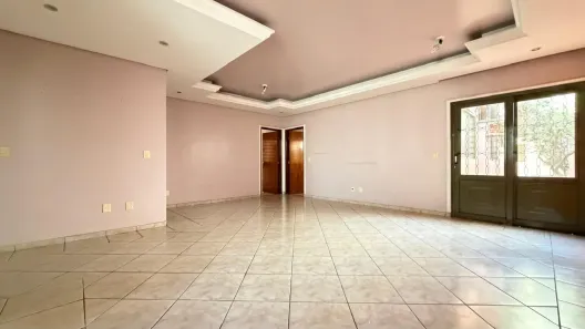 Casa com 3 Quartos à venda, 210m² no Nova Suiça, Goiânia