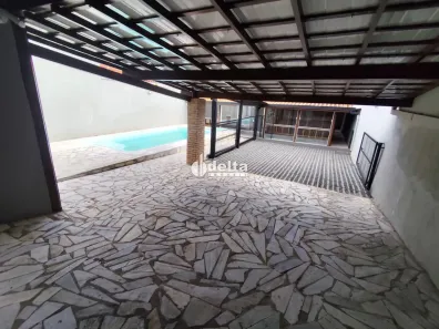 Casa com 4 Quartos à venda, 280m² no Lídice, Uberlândia