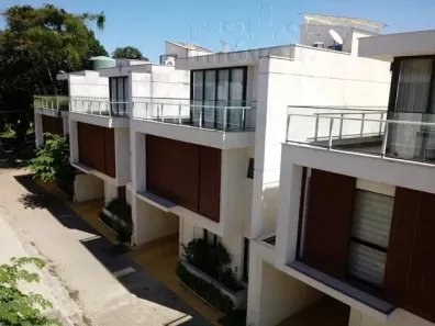 Casa de Condomínio com 5 Quartos à venda, 178m² no Camburi, São Sebastião