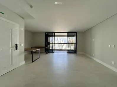 Apartamento com 4 Quartos à venda, 137m² no Centro, Balneário Camboriú