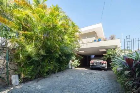 Casa com 6 Quartos à venda, 425m² no Bela Aliança, São Paulo
