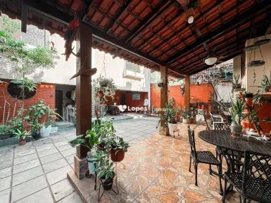 Casa com 4 Quartos à venda, 256m² no Grajaú, Rio de Janeiro