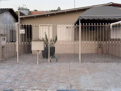 Casa com 2 Quartos para alugar, 203m² no Vila Vista Alegre, Cachoeirinha