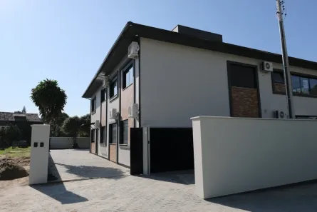 Casa com 2 Quartos para alugar, 110m² no Rio Tavares, Florianópolis
