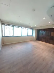 Sala Comercial para alugar, 223m² no Alphaville Industrial, Barueri