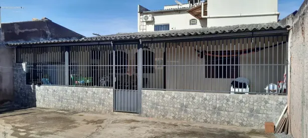Casa com 2 Quartos à venda, 85m² no Santa Maria, Brasília