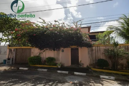Casa com 2 Quartos para alugar, 80m² no Itapuã, Salvador
