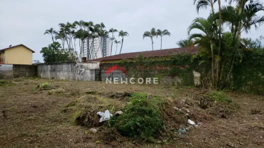 Lote/Terreno à venda, 900m² no Vila Vera Cruz, Mongaguá