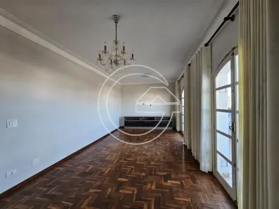 Apartamento com 3 Quartos para alugar, 10m² no Centro, Marília