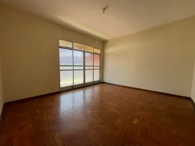 Casa com 3 Quartos para alugar, 125m² no Jardim Bandeirantes, Contagem