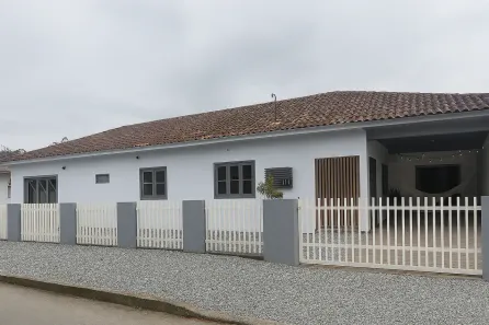Casa com 3 Quartos à venda, 320m² no Barra do Rio Cerro, Jaraguá do Sul