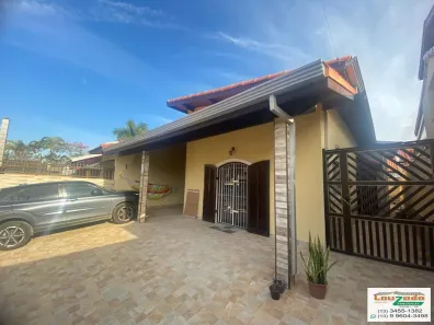 Casa com 3 Quartos à venda, 130m² no Balneário Três Marias, Peruíbe