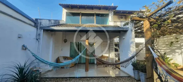 Sobrado com 3 Quartos à venda, 170m² no Jardim Holanda, Uberlândia