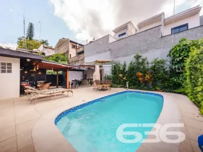 Casa com 4 Quartos à venda, 180m² no Bom Retiro, Joinville