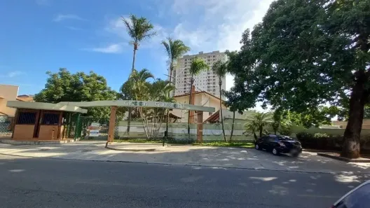 Casa de Condomínio com 3 Quartos à venda, 223m² no Jardim São Carlos, Sorocaba