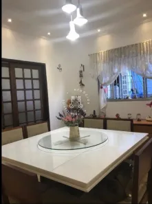 Casa com 3 Quartos à venda, 223m² no Parque Cidade Jardim, Jundiaí