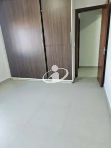 Casa com 3 Quartos para alugar, 150m² no Alto Umuarama, Uberlândia