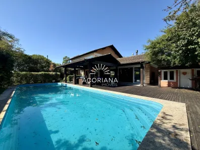 Casa de Condomínio com 4 Quartos para alugar, 350m² no Rio Tavares, Florianópolis