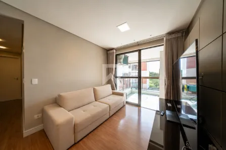 Apartamento com 3 Quartos para alugar, 84m² no Campo Comprido, Curitiba