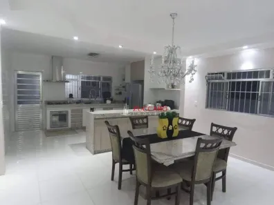 Sobrado com 3 Quartos à venda, 150m² no Cocaia, Guarulhos