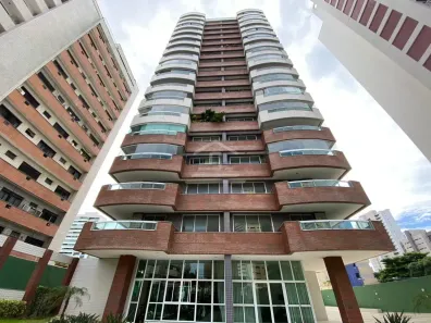Apartamento com 4 Quartos à venda, 195m² no Meireles, Fortaleza