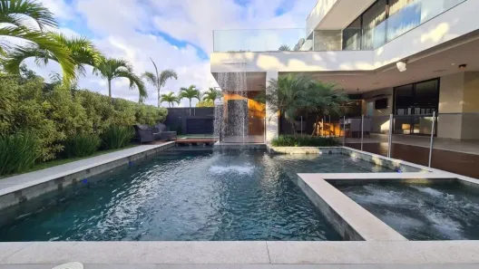 Casa de Condomínio com 4 Quartos para alugar, 800m² no Barra da Tijuca, Rio de Janeiro