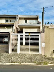 Sobrado com 2 Quartos à venda, 135m² no Uvaranas, Ponta Grossa