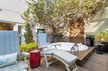 Casa com 4 Quartos à venda, 380m² no Sumaré, São Paulo