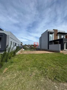 Lote/Terreno à venda, 277m² no Vila Cachoeirinha, Cachoeirinha