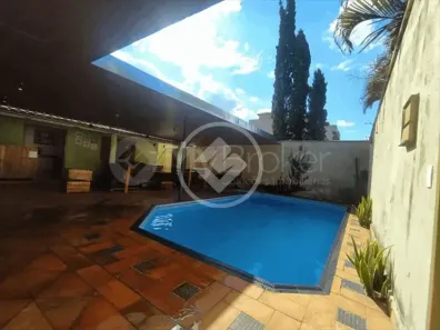 Casa com 3 Quartos à venda, 279m² no Setor Criméia Oeste, Goiânia