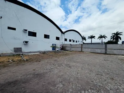 Ponto Comercial para alugar, 450m² no Autódromo, Eusébio