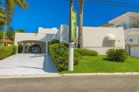 Casa com 5 Quartos à venda, 380m² no Jardim Acapulco, Guarujá