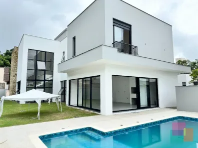 Casa com 4 Quartos à venda, 400m² no América, Joinville