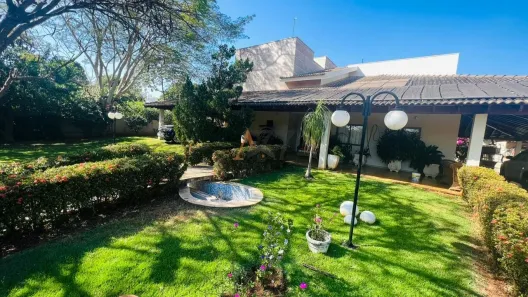 Fazenda/Sítio com 5 Quartos à venda, 600m² no Condomínio Monte Carlo, Guapiaçu