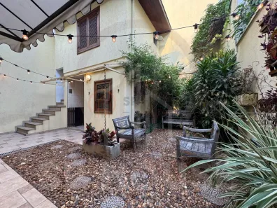 Sobrado com 3 Quartos para venda ou aluguel, 176m² no Santo Amaro, São Paulo