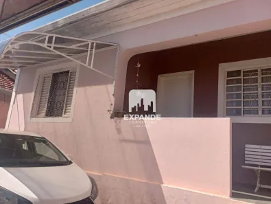 Casa com 2 Quartos à venda, 100m² no Vila Silvinha, Botucatu