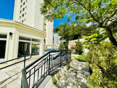 Apartamento com 3 Quartos para alugar, 215m² no Sumaré, São Paulo