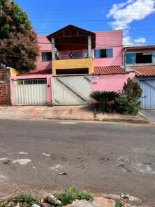 Sobrado com 3 Quartos à venda, 300m² no Residencial Hugo de Moraes, Goiânia