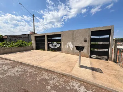 Casa com 2 Quartos para alugar, 60m² no Jardim Perobal, Londrina