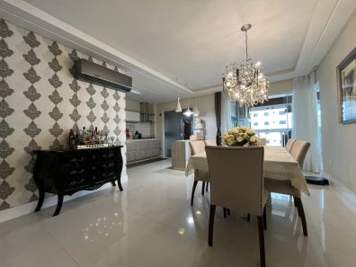 Apartamento com 3 Quartos à venda, 178m² no Meia Praia, Itapema
