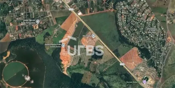 Casa de Condomínio com 3 Quartos à venda, 100m² no Jardins Berlim, Senador Canedo