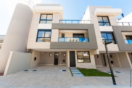 Casa de Condomínio com 3 Quartos à venda, 169m² no Santa Felicidade, Curitiba