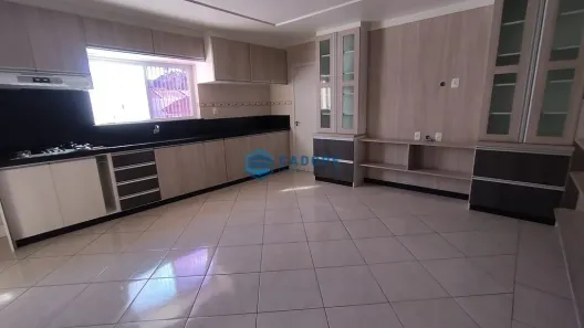 Apartamento com 3 Quartos à venda, 209m² no Vinhedos, Caxias do Sul