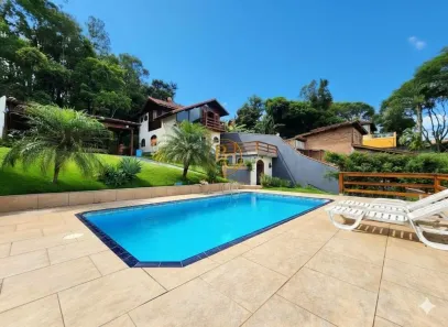 Casa de Condomínio com 3 Quartos à venda, 300m² no Samambaia, Mairiporã