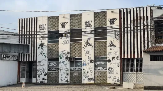 Prédio Comercial à venda, 837m² no Brás de Pina, Rio de Janeiro